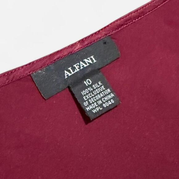 VTG Y2K Alfani Burgundy Red Silk Beaded Lace Vampy Dark Feminine Top 10/M - Picture 8 of 8